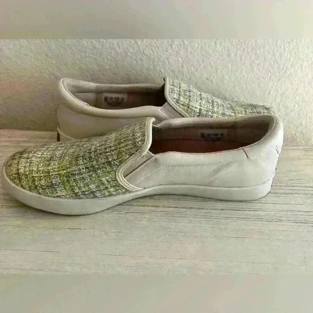 Dr. Scholl's Original Collection Slip-On Sneakers - Women's Woven Fabric, Size 9 - Picture 2 of 6